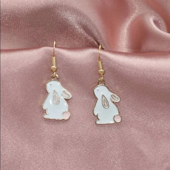 Easter Bunny Earrings - Picture 1 of 3